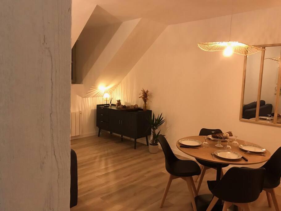 Appartement Cosy Malestroit ภายนอก รูปภาพ